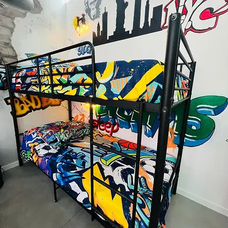 Rifugio Degli Artisti - Themed Bed and Breakfast *